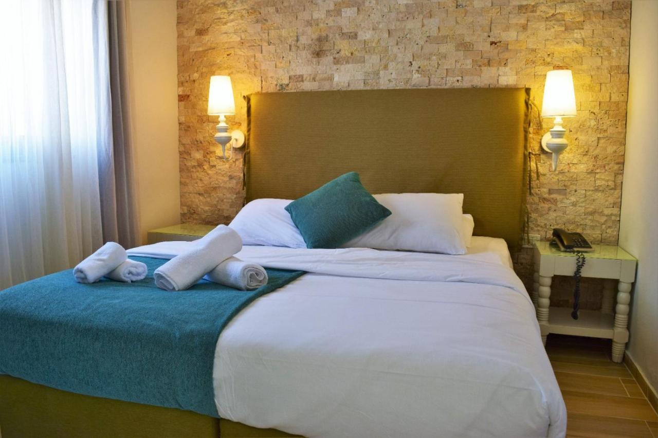 Hotel כפר נופש קלי"ה ים המלח Kalia Esterno foto