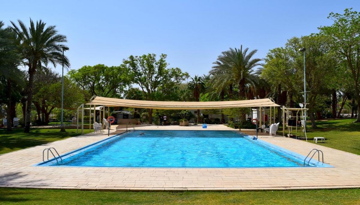 Hotel כפר נופש קלי"ה ים המלח Kalia Esterno foto