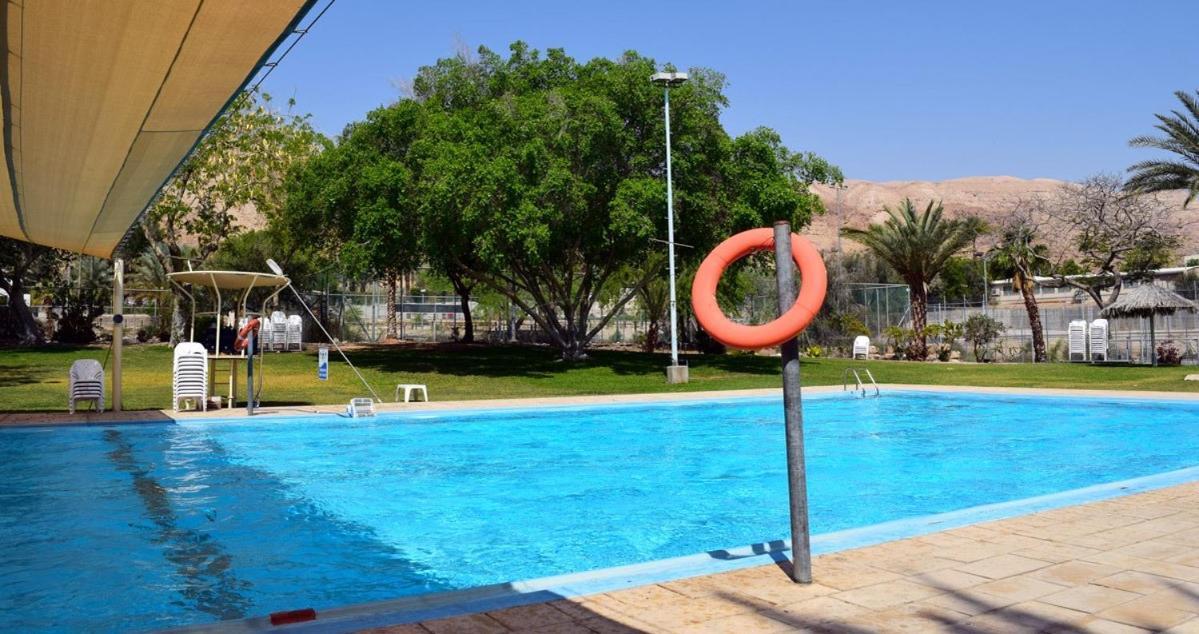 Hotel כפר נופש קלי"ה ים המלח Kalia Esterno foto